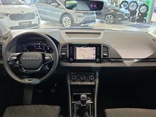 Škoda Karoq Selection TSI in Race-Blau Metallic