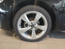 Audi A1 Sportback 25 TFSI intense in Mythosschwarz Metallic