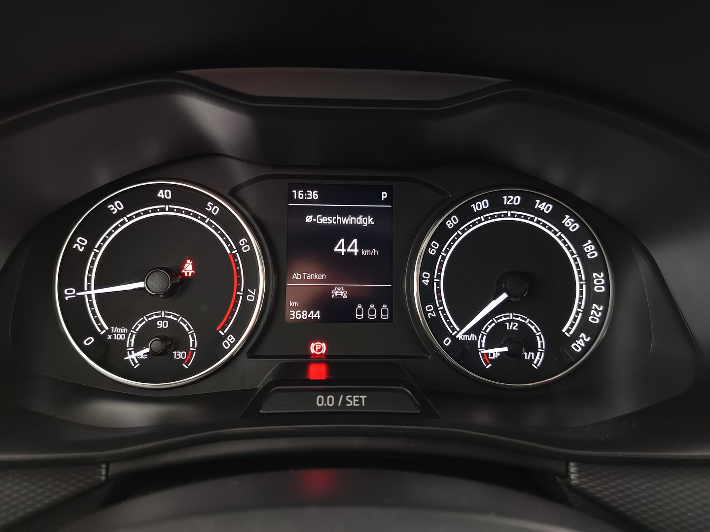 Škoda Kamiq Ambition TSI DSG | Bild 14 von 29