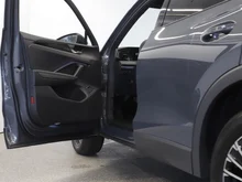 VW Tiguan Friends eHybrid DSG 150 kW in Delfingrau Metallic