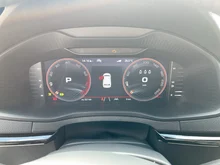 Škoda Karoq Sportline TSI DSG ACT in Black-Magic Perleffekt