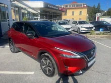 Nissan Qashqai 1,3 DIG-T MHEV N-Connecta in hellrot - metallic-perleffekt