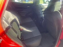 Nissan Qashqai 1,3 DIG-T MHEV N-Connecta in hellrot - metallic-perleffekt