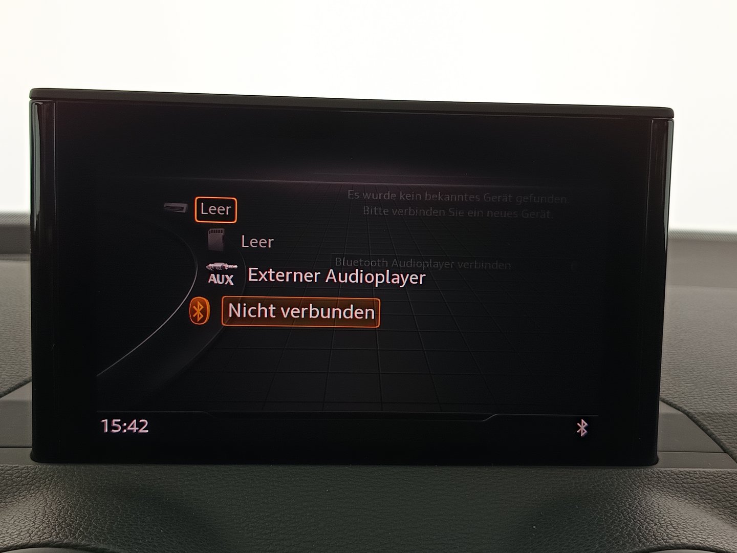 Audi Q2 1.0 TFSI Sport | Bild 25 von 32