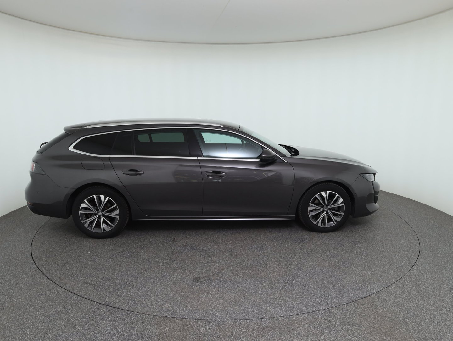 Peugeot 508 SW 1,5 BlueHDi 130 EAT8 S&S Allure Pack Aut. | Bild 4 von 22