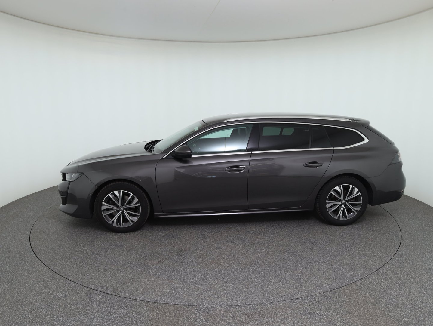 Peugeot 508 SW 1,5 BlueHDi 130 EAT8 S&S Allure Pack Aut. | Bild 8 von 22