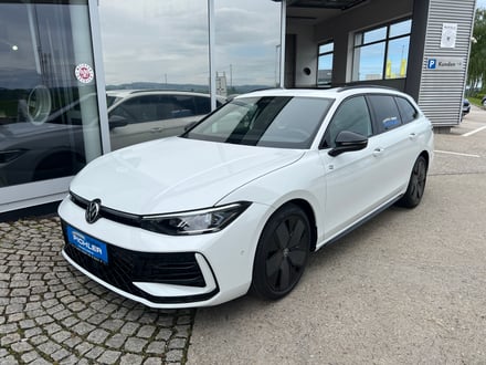 VW Passat Variant Sport eTSI DSG