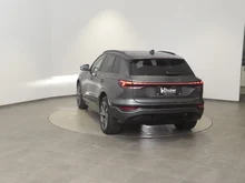 Audi Q6 e-tron quattro in Daytonagrau Perleffekt