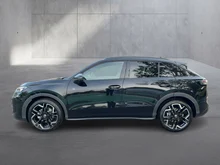 VW T-Roc R-Line eTSI DSG in Grenadillschwarz Metallic