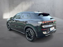 VW T-Roc R-Line eTSI DSG in Grenadillschwarz Metallic