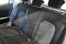 SEAT Ibiza Reference Edition 1.0 80PS in Candy-Weiß