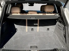 Porsche Cayenne E-Hybrid in cashmerebeigemetallic