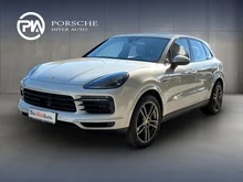 Porsche Cayenne E-Hybrid in cashmerebeigemetallic