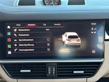 Porsche Cayenne E-Hybrid in cashmerebeigemetallic