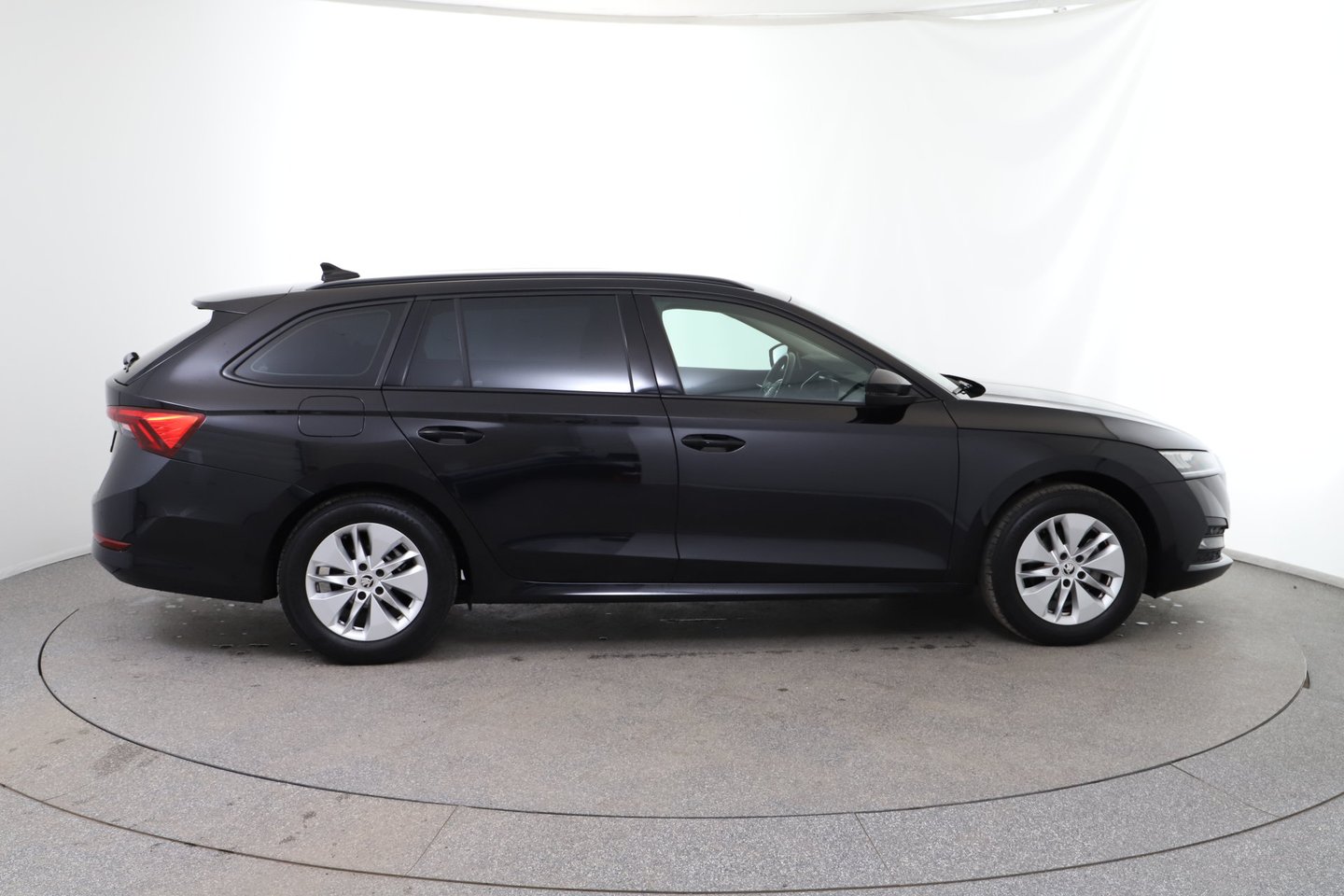 Škoda Octavia Combi Ambition TDI | Bild 6 von 26