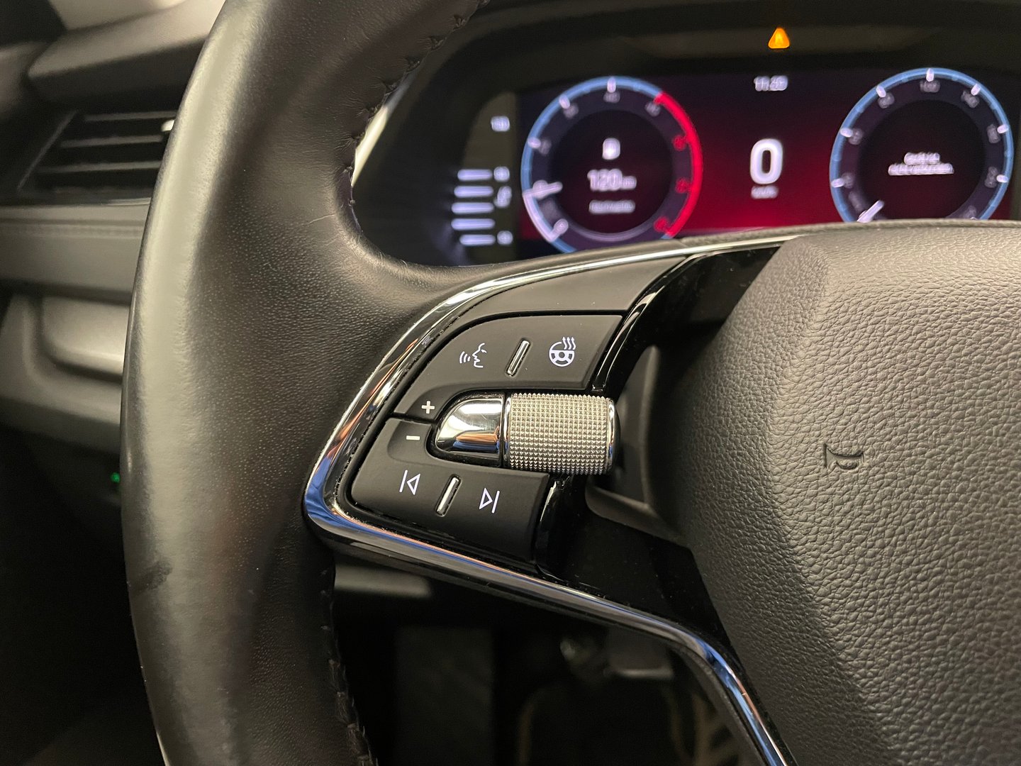 Škoda Octavia Combi Ambition TDI | Bild 20 von 26
