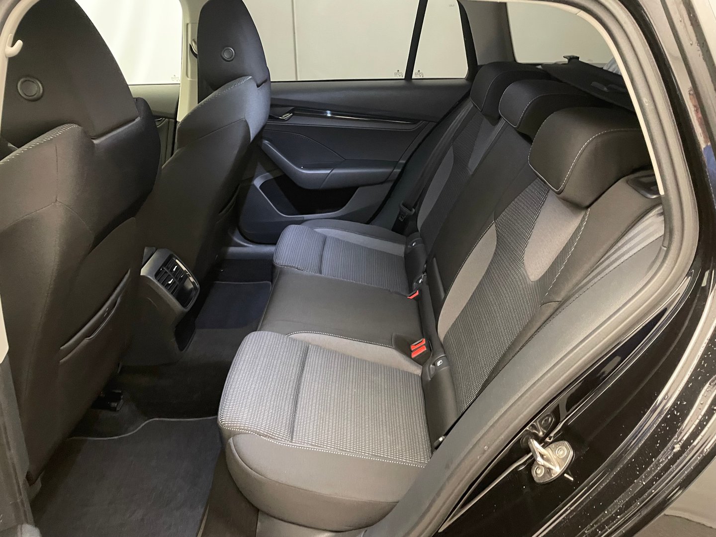 Škoda Octavia Combi Ambition TDI | Bild 10 von 26