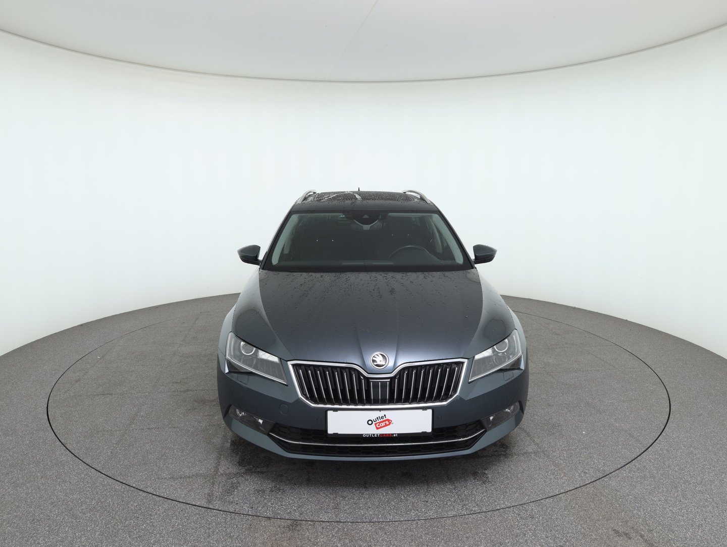 Škoda SUPERB Combi Style TDI DSG | Bild 2 von 31