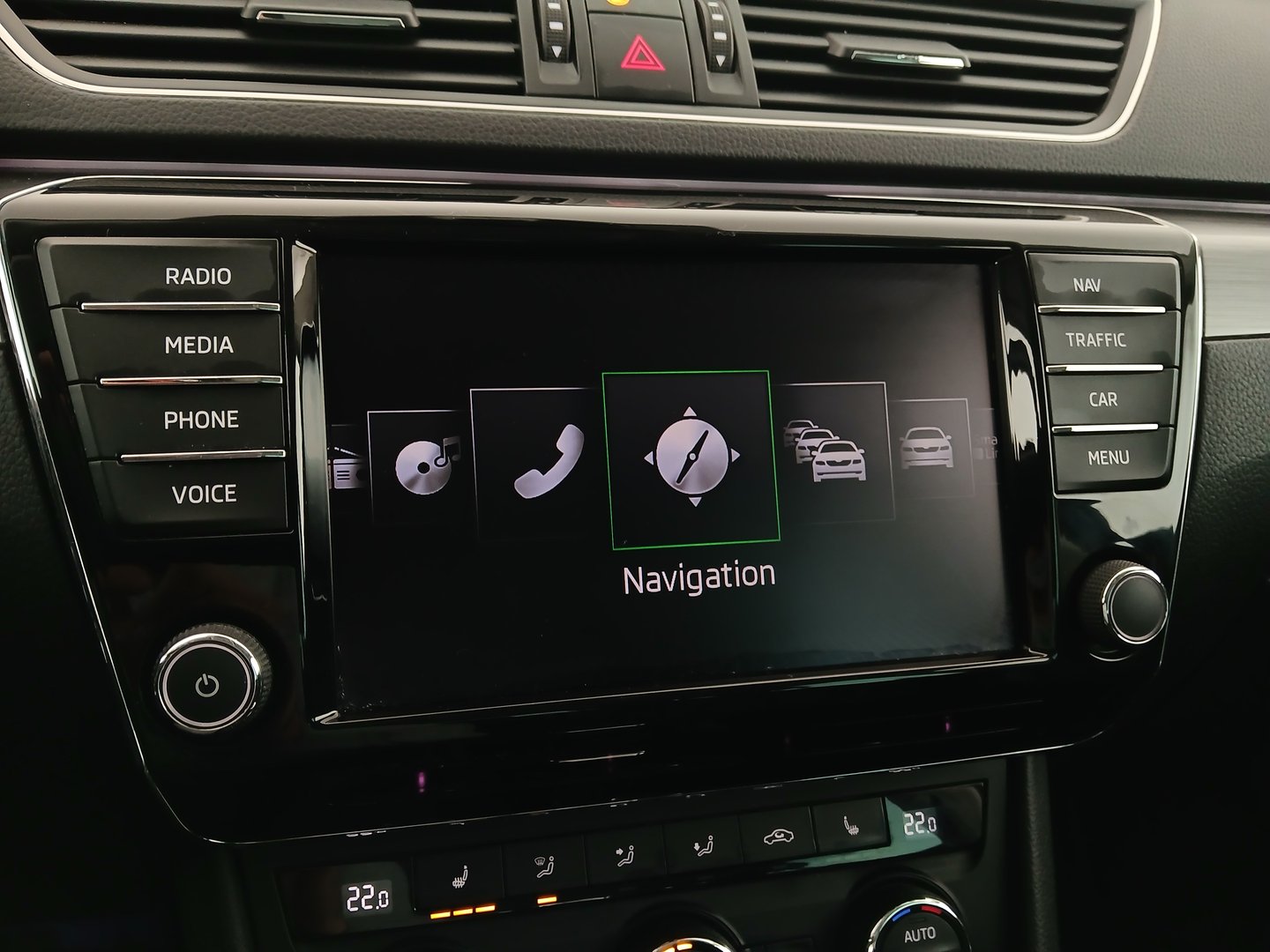 Škoda SUPERB Combi Style TDI DSG | Bild 21 von 31