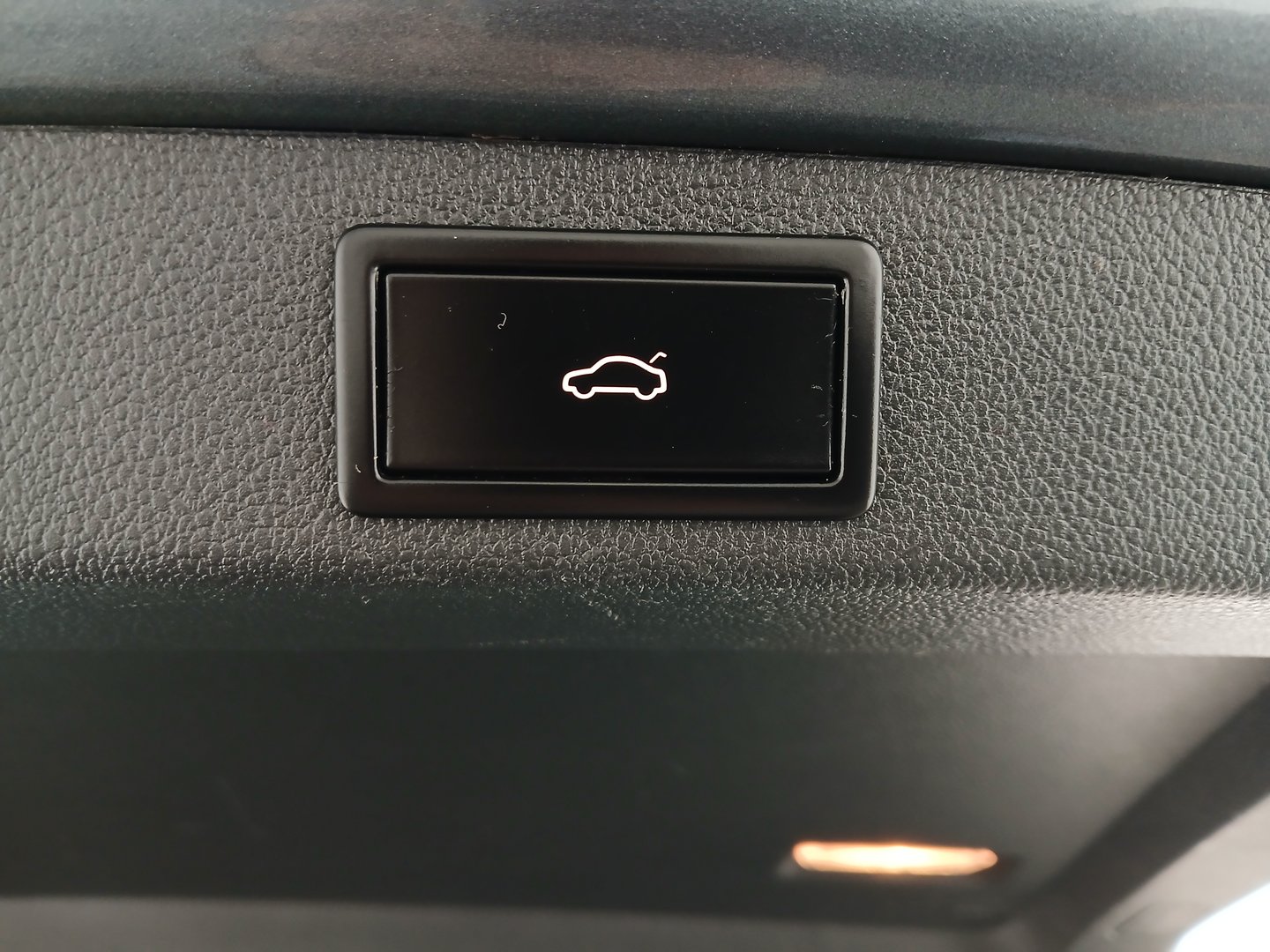 Škoda SUPERB Combi Style TDI DSG | Bild 29 von 31