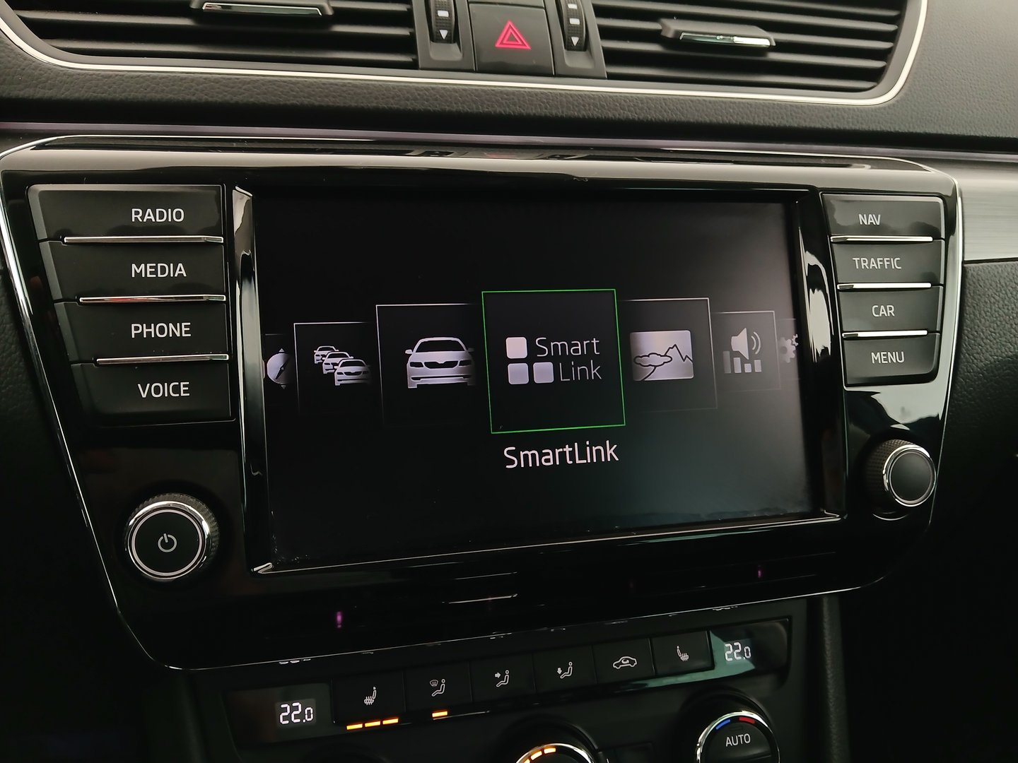 Škoda SUPERB Combi Style TDI DSG | Bild 19 von 31