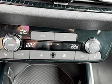 Škoda Fabia Monte Carlo TSI in Moon-Weiß Metallic
