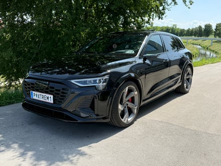 Audi SQ8 e-tron quattro