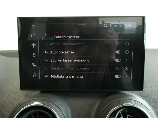 Bild eines Audi Q2 30 TFSI admired