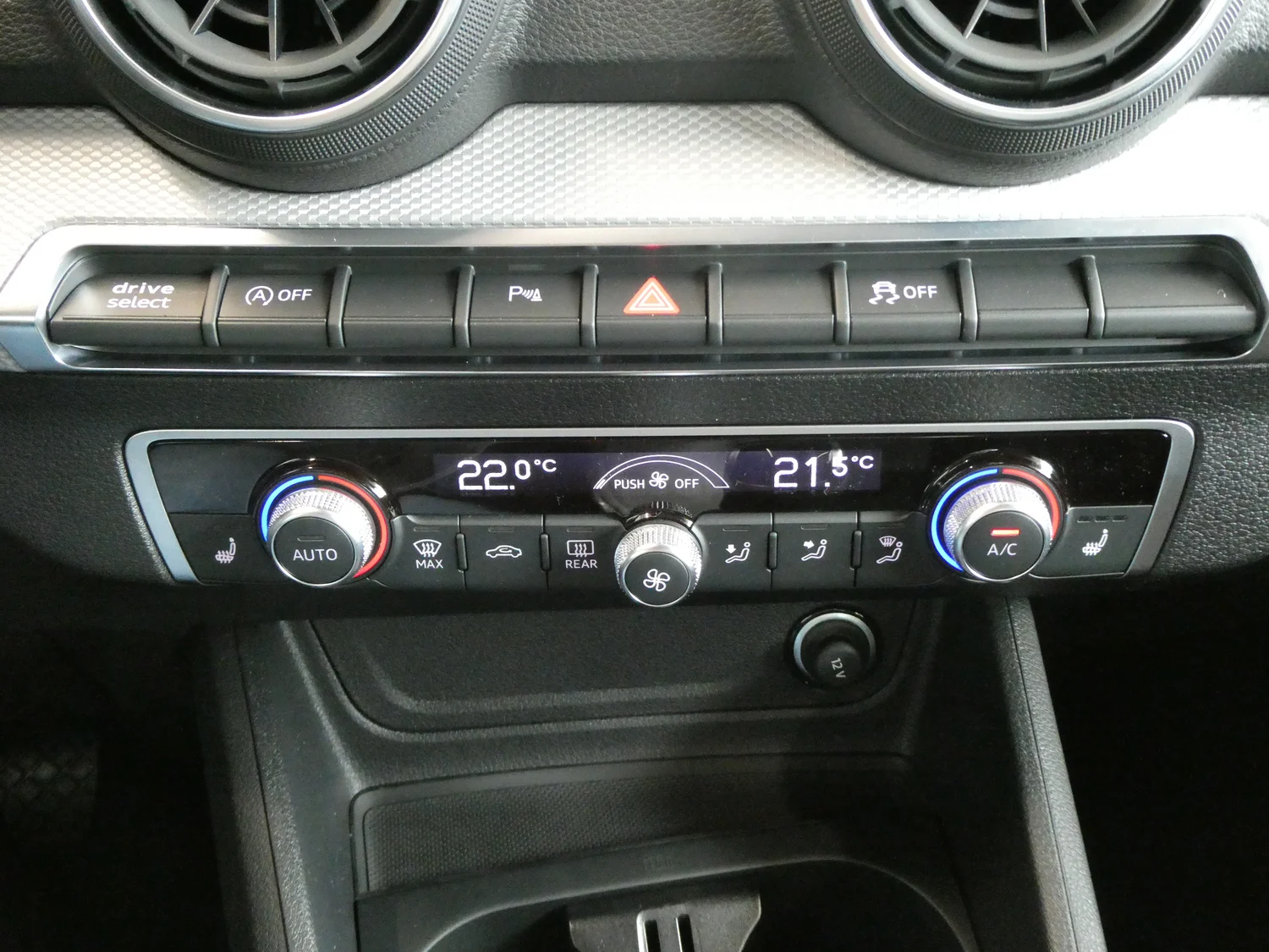 Bild eines Audi Q2 30 TFSI admired