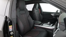 Audi Q8 50 TDI quattro in Mythosschwarz Metallic