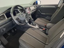VW T-Roc Design TSI in Ravenna Blue Met.