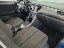 VW T-Roc Design TSI in Ravenna Blue Met.
