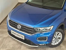 VW T-Roc Design TSI in Ravenna Blue Met.