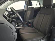VW T-Roc Design TSI in Ravenna Blue Met.