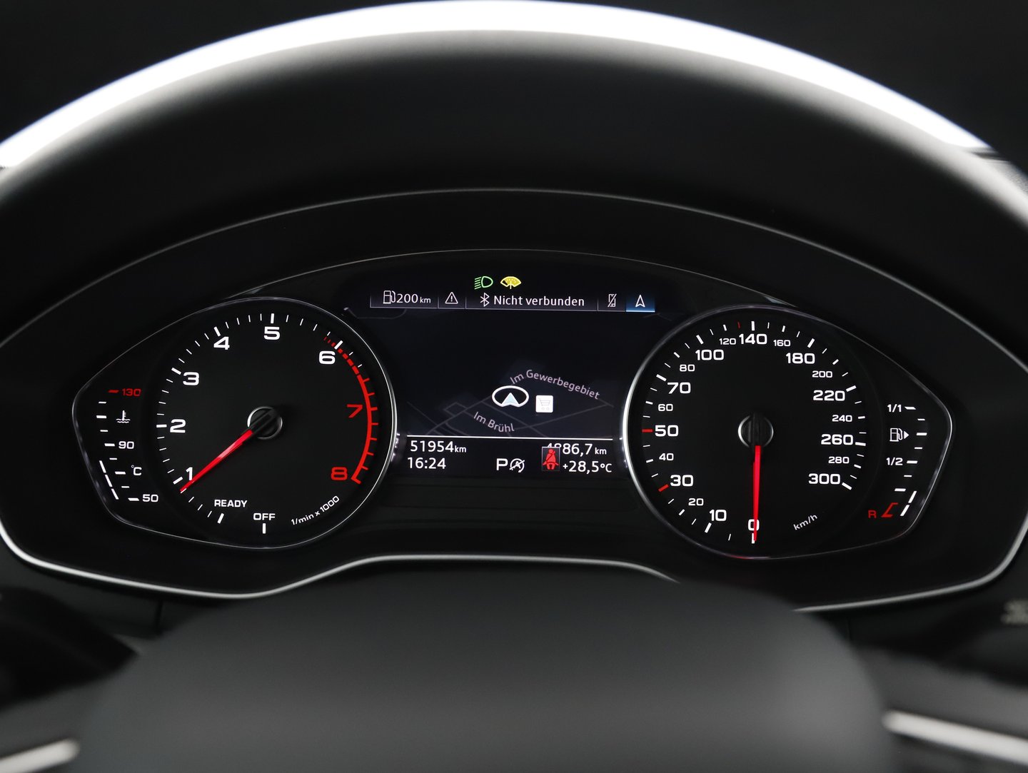 Audi A4 Avant 35 TFSI S line | Bild 10 von 22