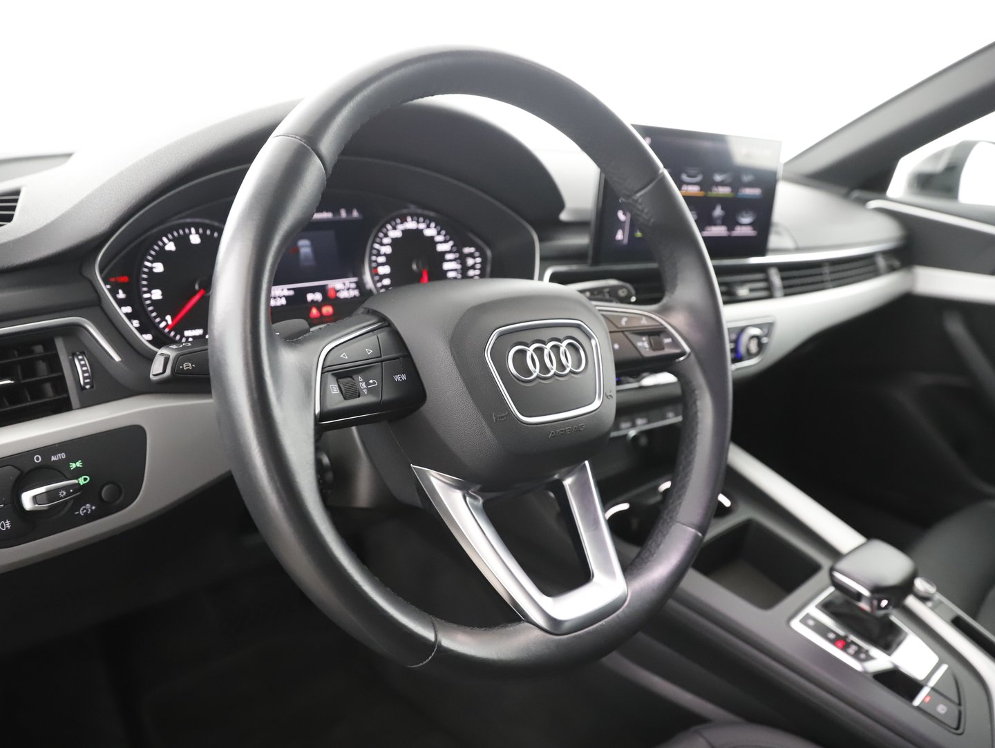 Audi A4 Avant 35 TFSI S line | Bild 9 von 22