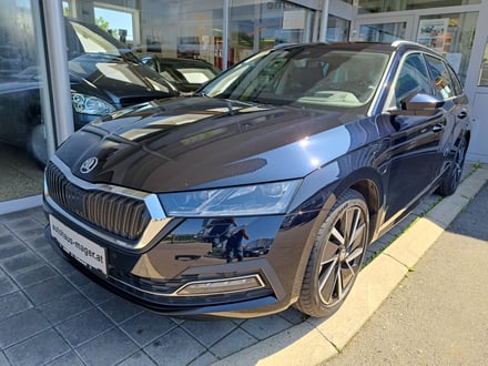 Škoda OCTAVIA Combi Premium iV DSG