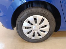 Škoda Fabia Essence in Energy-Blau