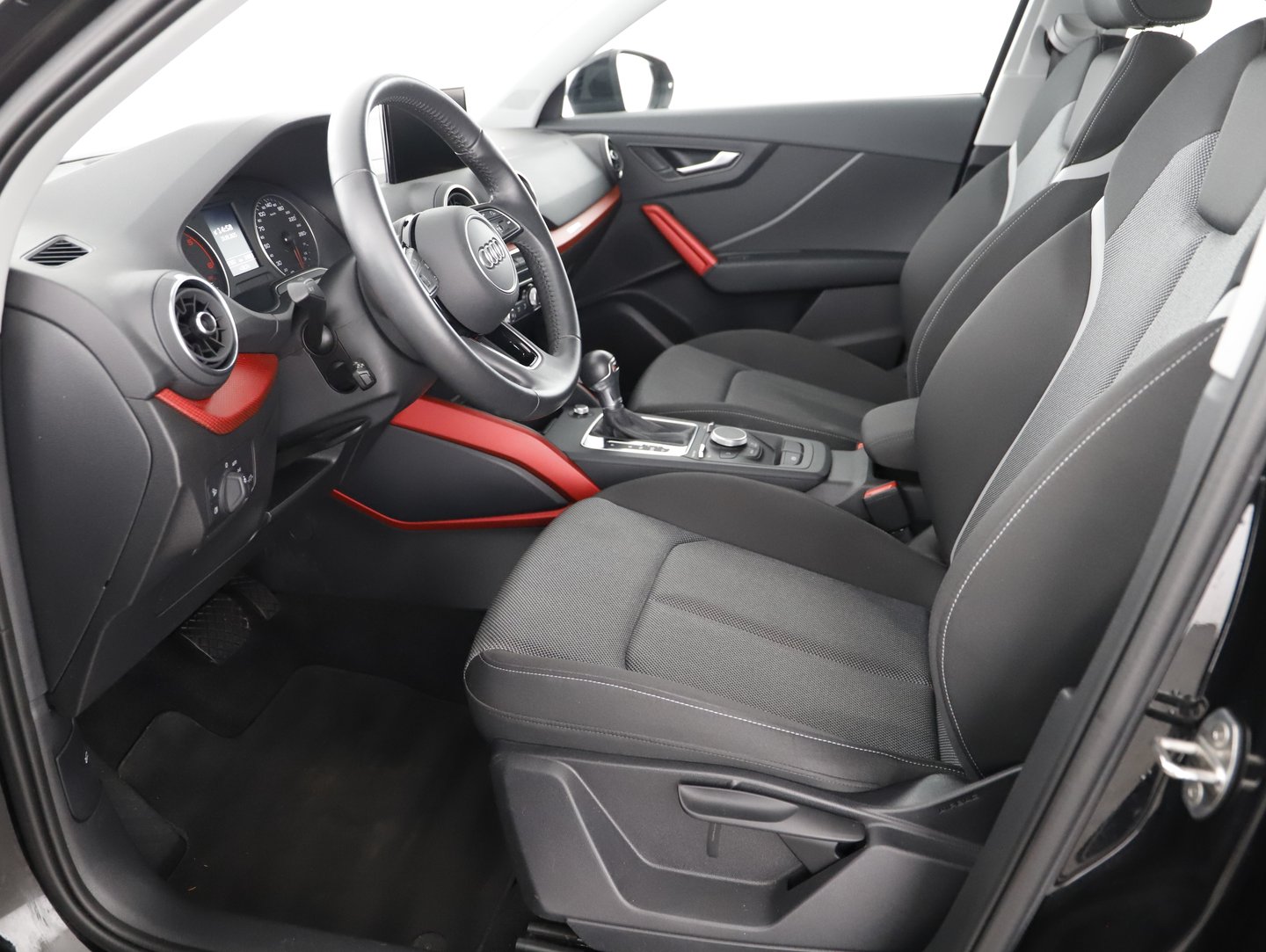 Audi Q2 35 TDI Sport | Bild 4 von 13