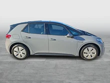 VW ID.3 Pro 107 kW in Mondsteingrau Dach schwarz