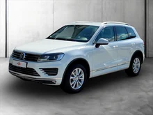 VW Touareg Sport V6 TDI SCR BMT 4MOTION in PURE WHITE