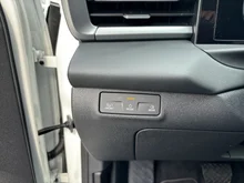 VW T-Roc Style eTSI DSG in Pure White Dach Black Uni