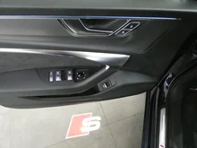 Audi A6 Avant 40 TDI Sport in 2D Navarrablau Metallic