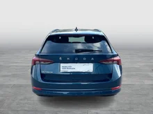 Škoda Octavia Combi Ambition TSI in Lava-Blau Metallic
