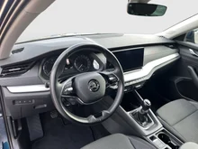 Škoda Octavia Combi Ambition TSI in Lava-Blau Metallic