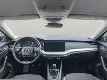 Škoda Octavia Combi Ambition TSI in Lava-Blau Metallic