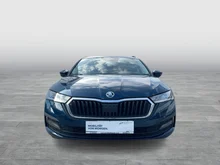 Škoda Octavia Combi Ambition TSI in Lava-Blau Metallic
