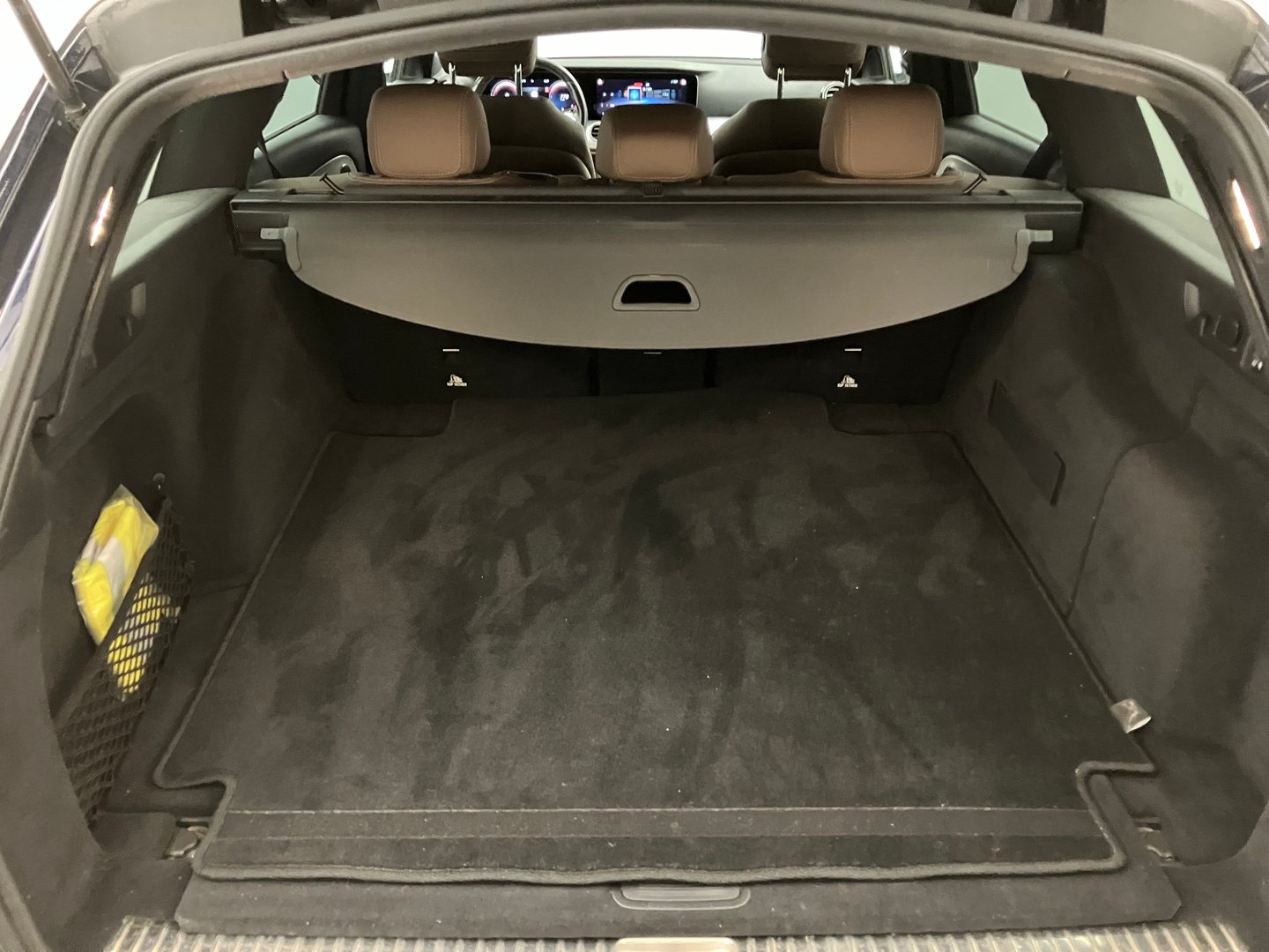 Mercedes E 200 d T Aut. | Bild 29 von 33