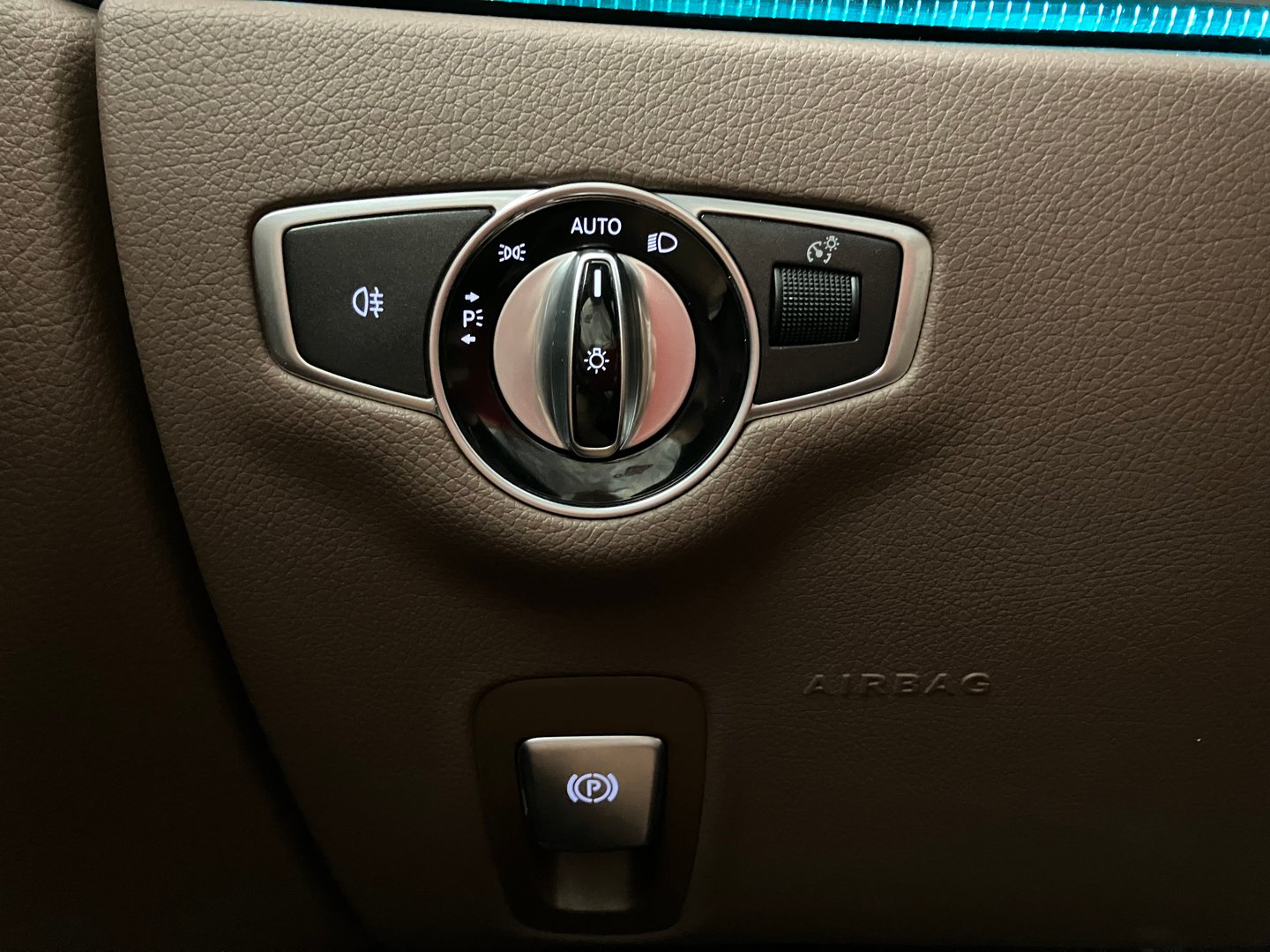 Mercedes E 200 d T Aut. | Bild 10 von 33