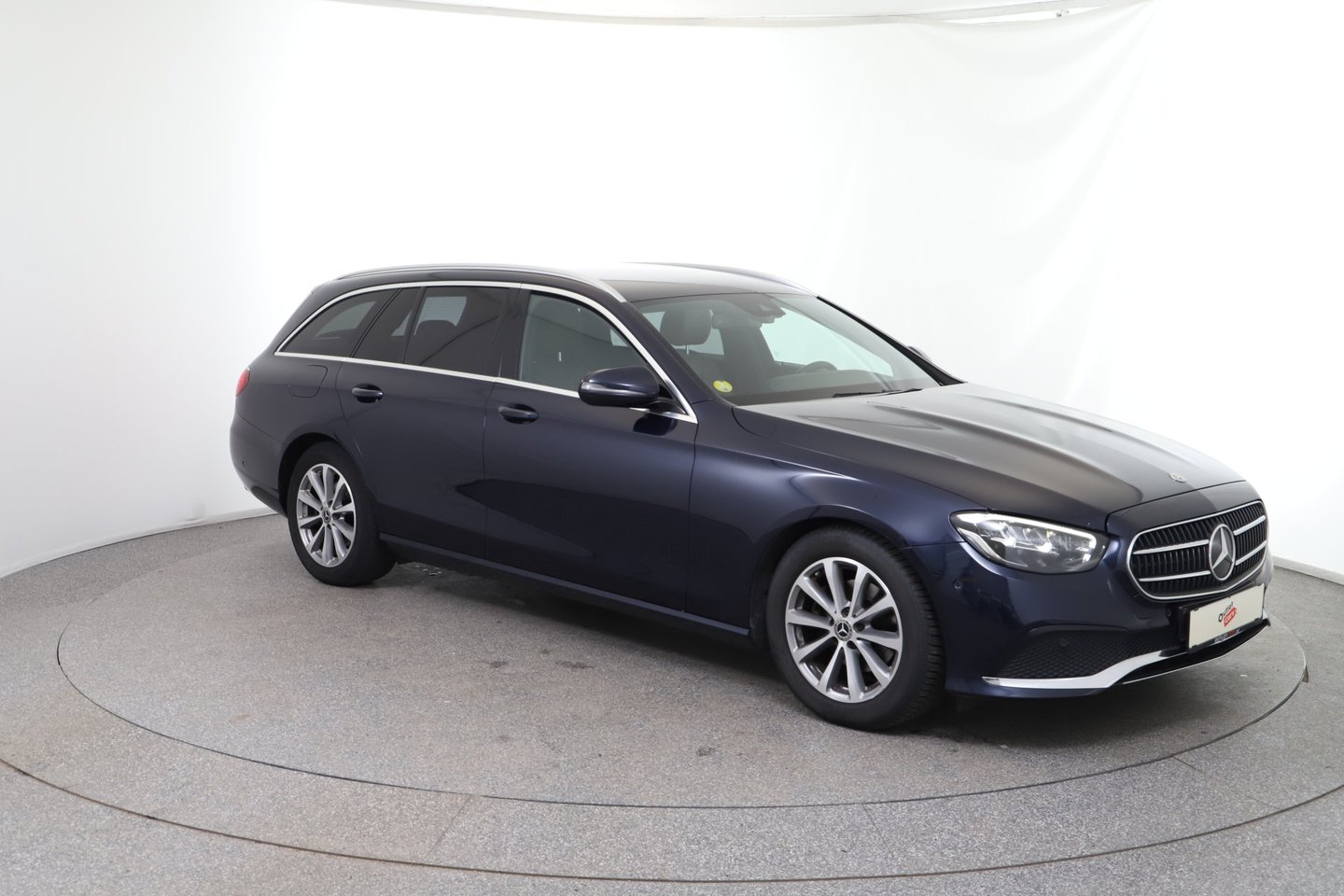 Mercedes E 200 d T Aut. | Bild 7 von 33